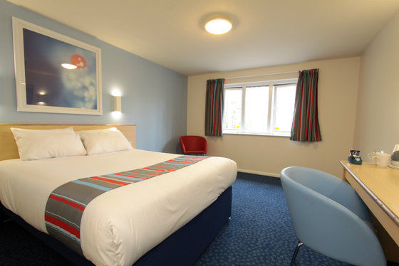 Travelodge Кайрфилли Номер фото
